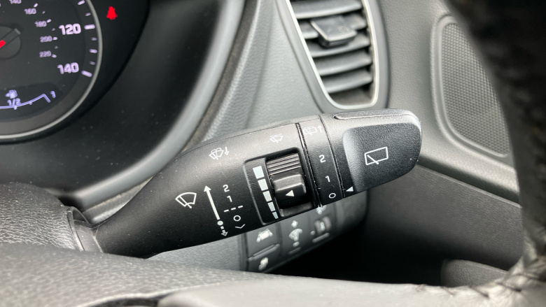 Hyundai i20 1.2 MPi SE 5dr Petrol Hatchback